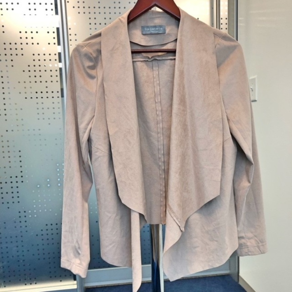 Suede Like Blazer ~ NWOT ~ PERFECT - Size Medium